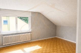 Wohnung kaufen in 76332 Bad Herrenalb, Großzügige 4-Zimmer-Dachgeschosswohnung in ruhiger Lage von Bad Herrenalb