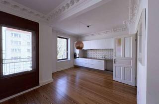 Wohnung kaufen in 20253 Hoheluft-West, Stilvolles modernes Zuhause im Jugendstil mit 3 Zimmern im Generalsviertel