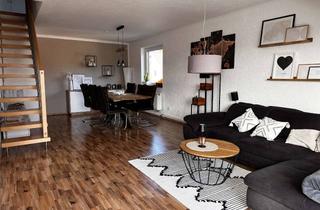Wohnung kaufen in 47249 Buchholz, Charmante 3-Zimmer Maisonette-Wohnung im 2. OG in Duisburg-Buchholz