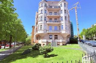 Wohnung kaufen in 34119 West, **wieder Besichtigung möglich** sonnige 5-Zimmer Altbauperle im Vorderen Westen mit großem Balkon