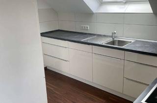 Wohnung mieten in 89294 Oberroth, Schöne 4-Zimmer-DG-Wohnung mit Balkon und EBK in Oberroth