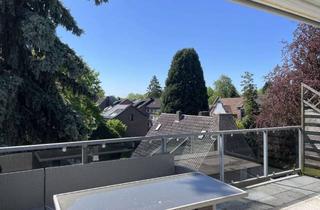 Wohnung mieten in Poststraße 21, 41189 Mönchengladbach, Renovierte 3-Zimmer Dachgeschosswohnung mit großem Balkon und Blick ins Grüne
