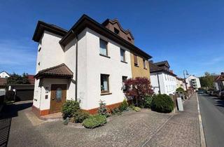 Haus kaufen in 36404 Vacha, Gepflegte DHH mit Keller, Garage u. kleinem Grst. in guter Lage von Vacha zu verkaufen