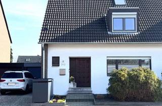 Doppelhaushälfte kaufen in Rochusstrasse 242, 41179 Rheindahlen, Komplett modernisierte Doppelhaushälfte mit Garten