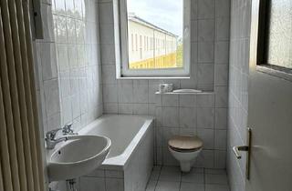 Wohnung mieten in 06844 Dessau-Roßlau, Zentral gelegene "Handwerkerwohnung" sucht fleißige Hände