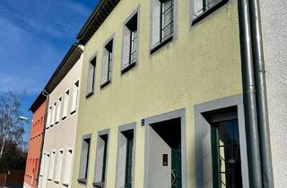 Einfamilienhaus kaufen in 09661 Hainichen, Raumwunder mit A4-Anschluss: 12 Zimmer für Ihre Ideen – Modernisieren & Preis verhandeln!