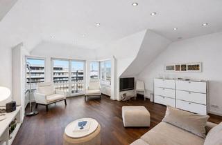 Wohnung kaufen in Kurfürstendamm, 10711 Berlin, Stilvolles Wohnen an bester Adresse! Bezugsfreie 2-Zimmer-Dachgeschosswohnung am Kurfürstendamm