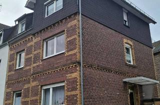 Haus kaufen in 57518 Betzdorf, Betzdorf - Gepflegtes, teilsaniertes Haus mit 3 Wohnungen in zentraler Lage von Betzdorf!