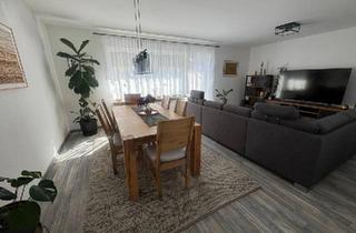 Wohnung kaufen in 90513 Zirndorf, Zirndorf - Sanierte 4 Zimmer Eigentumswohnung in Zirndorf Provisionsfrei