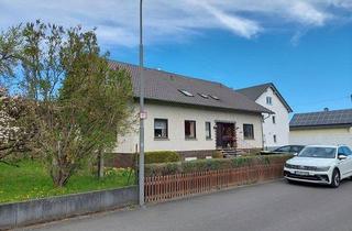 Haus kaufen in 36137 Großenlüder, Großenlüder - 2-Familienhaus in Großenlüder OT Bimbach von privat zu verkaufen