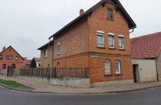 Einfamilienhaus kaufen in 99510 Apolda, Apolda - Sanierungsbedürftiges Haus in Niederroßla