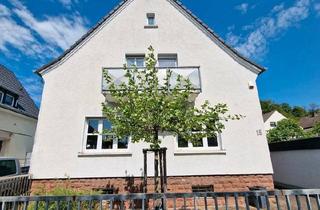 Haus kaufen in 66763 Dillingen, Dillingen (Saar) - Zu verkaufen ! 1 Familienhaus mit Pool