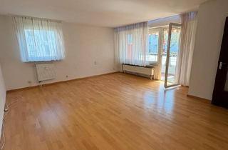 Wohnung kaufen in 71272 Renningen, Renningen - Provisionsfrei: 3-Zimmer-Wohnung mit Balkon