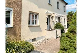 Reihenhaus kaufen in 96515 Sonneberg, Sonneberg - Bezugsfertiges Reihenhaus in ruhiger, zentraler Lage zum Verkauf
