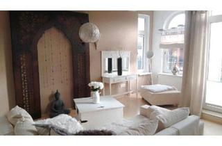 Wohnung kaufen in 26382 Wilhelmshaven, Wilhelmshaven - Ausgefallene Altbauwohnung, vollmöbliert