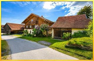 Bauernhaus kaufen in 94541 Grattersdorf, Grattersdorf - Dreiseithof mit 1325m² Grundstück + Backhaus + Scheunen + PV