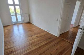 Wohnung kaufen in Schloßstraße, 14197 Berlin, Von Privat, 2x 2 Zi (1x bezugsfrei) Altbauwohnung, Nähe Schloßstraße