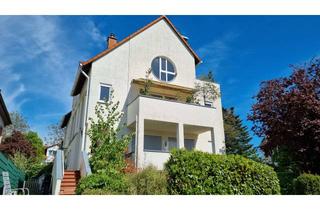 Wohnung kaufen in 65824 Schwalbach, 3,5-Zimmer Maisonette-Wohnung im Architektenhaus (92m² Wfl. + 12,5 m² Dachstudio)