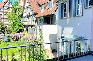 Wohnung kaufen in 71063 Sindelfingen, Exklusive 2,5-Zimmer-Stadtwohnung im historischen Amtshaus mitten in der Sindelfinger Altstadt