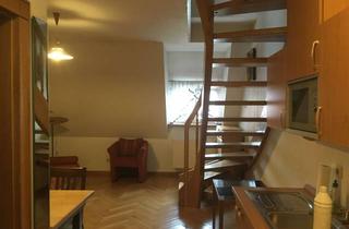Wohnung mieten in Am Deckersweiher 24, 91056 Kosbach, Exklusive, geräumige und gepflegte 1-Zimmer-Dachgeschosswohnung mit Einbauküche in Erlangen