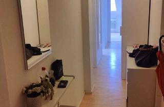 Wohnung mieten in Raucheneggerstraße, 81245 München, WG-Halbe 2-Zimmer-Dachgeschosswohnung, möbiliert, gehobene Innenausstattung in Pasing für Studentin