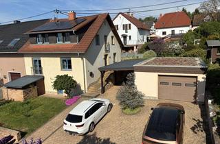 Doppelhaushälfte kaufen in 66687 Wadern, Doppelhaushälfte plus Waldgrundstück in Wadern-Steinberg