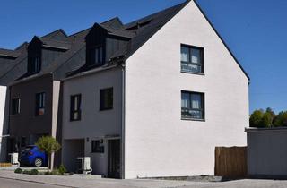 Haus kaufen in 93138 Lappersdorf, Modernes Reiheneckhaus in Top-Lage