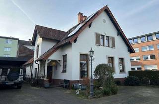 Haus kaufen in 59423 Unna, Historisches Stadthaus mit flexiblem Wohnkonzept, Kamin und Photovoltaik
