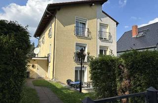 Einfamilienhaus kaufen in 12107 Berlin, Großes 8 Zi.- Einfamilienhaus mit 4 Zi-Ferienwohnung