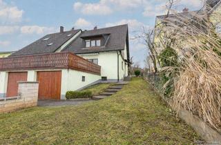 Doppelhaushälfte kaufen in 90574 Buchschwabach, Gepflegte Doppelhaushälfte im Charme der Neunziger Jahre