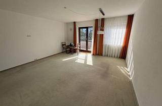 Wohnung kaufen in Ossietzkystr., 76135 Beiertheim-Bulach, Provisionsfrei!! Attraktive 3-Zimmer-Wohnung mit 2 Balkonen, Garage & Aufzug in Karlsruhe-Beiertheim