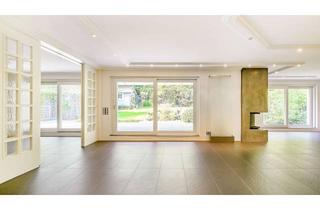 Wohnung kaufen in Schwarzwaldring 57a, 76275 Ettlingen, Exklusive Wohnung direkt am Waldrand mit großem Gartengrundstück