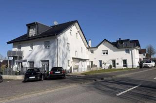 Wohnung mieten in 53773 Hennef, Alltagstaugliche Wohnung mit Hobbyraum und Terrasse in Hennef