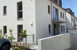 Wohnung mieten in 85276 Pfaffenhofen, Neubau Erstbezug/2-ZKB/1. OG/Balkon/TG-Stellplatz in Pfaffenhofen