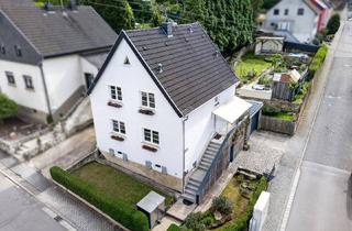 Einfamilienhaus kaufen in 66787 Wadgassen, Wadgassen - Aufwendig renoviertes idyllisches Einfamilienhaus mit schönem Garten, Terrasse u. Garage + Sichern Sie sich Ihr neues Zuhause !