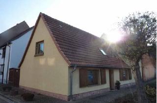 Einfamilienhaus kaufen in 06577 Heldrungen, An der Schmücke - Einfamilienhaus Zentrale Lage mit moderner Küche