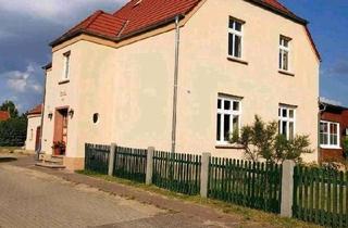 Haus kaufen in 23974 Neuburg, Neuburg - Historisches Ostseehaus bei Wismar und Insel Poel, Tiny Gutshaus