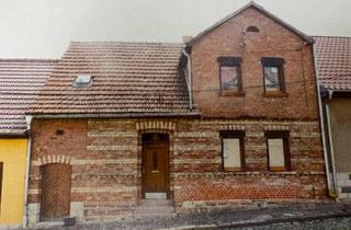 Einfamilienhaus kaufen in 06577 Heldrungen, An der Schmücke - Kleines Einfamilienhaus mit Potential