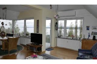 Wohnung kaufen in 88662 Überlingen, Überlingen - Charmante 2,5 Zimmer Dachgeschoßwohnung mit vollem Seeblick