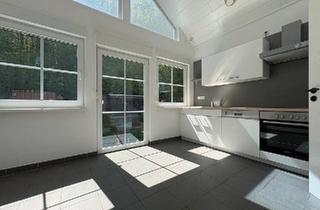 Wohnung kaufen in 35683 Dillenburg, Dillenburg - Modernisierte Dachgeschosswohnung in Dillenburg-Manderbach