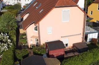 Haus kaufen in 61130 Nidderau, Nidderau - Wunderschönes Reihenendhaus mit Feldrandlage!