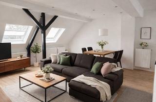 Wohnung kaufen in 45307 Leithe, Renovierte Altbauwohnung mit 94 m², offenem Wohnbereich und kleiner Hausgemeinschaft in Essen-Leithe