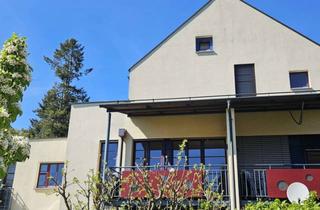 Wohnung kaufen in 82256 Fürstenfeldbruck, Frisch renovierte 3 Zimmer Wohnung in bester Lage in Fürstenfeldbruck