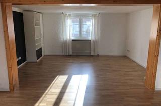 Wohnung mieten in Ernsthöfer Straße, 64342 Seeheim-Jugenheim, 3-Raum-Maisonette-Wohnung mit Balkon und Einbauküche in Ober-Beerbach