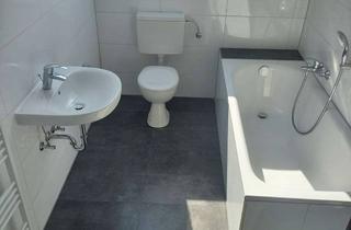 Wohnung mieten in 47506 Neukirchen-Vluyn, 2-Zimmer-DG-Wohnung zur Miete in Neukirchen zum Wohlfühlen