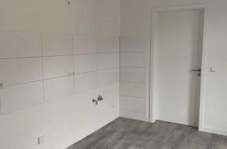 Wohnung mieten in 51379 Opladen, Helle 2-Zimmer Wohnung im 2. OG in Leverkusen-Opladen, Altbau-kernsaniert