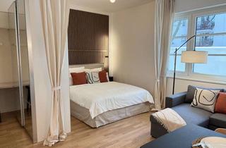 Wohnung mieten in Gleditschstraße 29, 10781 Schöneberg, Chic, Furnished, and Waiting for You. 1.5 Room city apartment