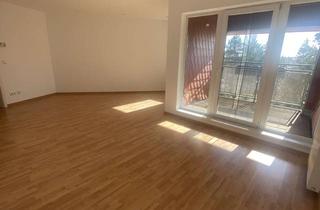 Wohnung mieten in Germaniastraße 27, 12099 Tempelhof, Helle Dachgeschosswohnung am Tempelhofer Feld