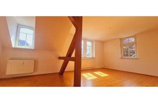 Wohnung mieten in 09669 Frankenberg, Helle 3-Raum-Wohnung mit Einbauküche, Tageslichtbad & Stellplatz