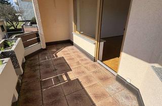 Wohnung mieten in 75228 Ispringen, Helle 3-Zimmerwohnung mit Balkon und Garage